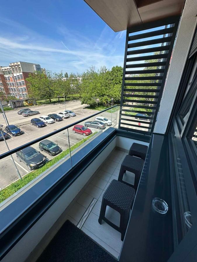 Apartament Square Banja Luka Zewnętrze zdjęcie